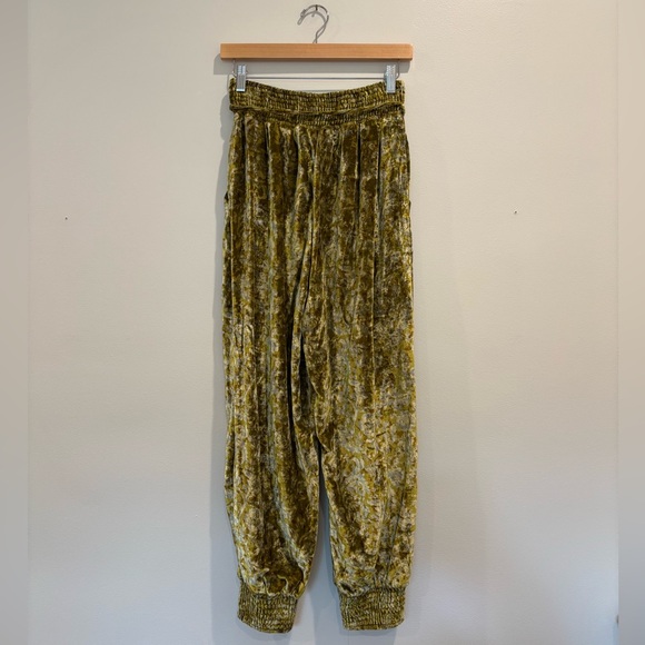 Anthropologie Gloria Velvet Joggers - Picture 1 of 6